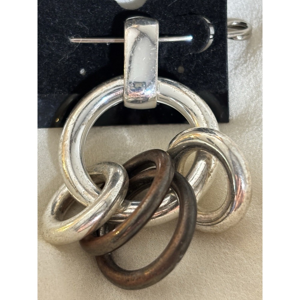 Four CIRCLE PENDANT Silver And Brass Tone - Picture 1 of 5